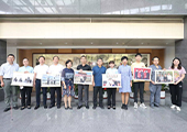 会议中心工会开展“北大送我全家福”活动